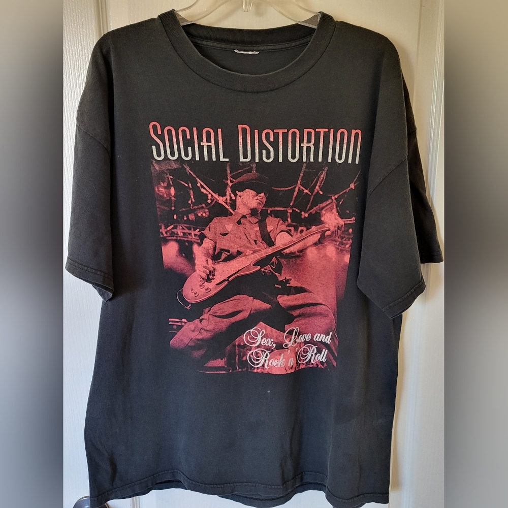 Vintage Social Distortion 2005 Tour Punk Band Concert T-Shirt Sex, Drugs, & Rock